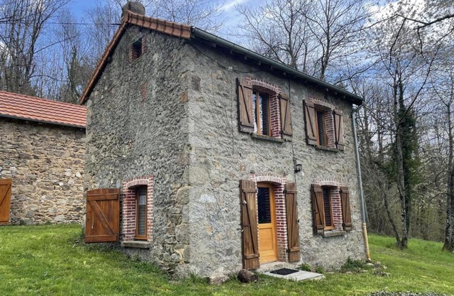 Retraite Naturelle à Châtel-Montagne avec Vue Imprenable - FR-1-489-447