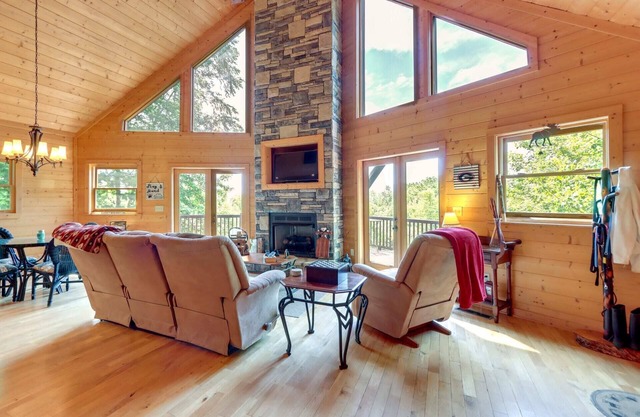 Revitalization Cabin Rental Blue Ridge Mountains 3br