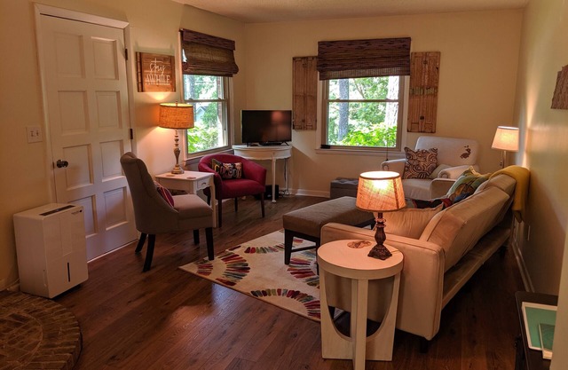 Retiro de Ridgetop! 16 millas de Nashville. Propiedad tranquila en una calle sin salida.