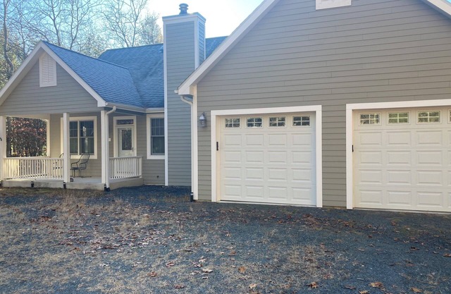 Rio Vista - spacious 5-bedroom house in Pentwater