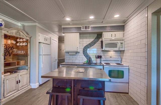 River Hippie Rrc A302 2 Bedroom Condo by RedAwning