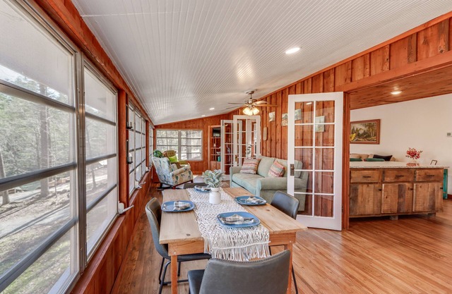 Riverfront Blue Ridge Cabin w/ Private Beach!