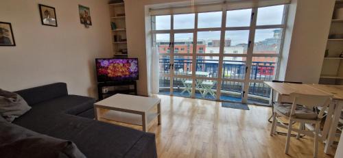 Riverside Duplex Walk to Temple Bar & Guinness's