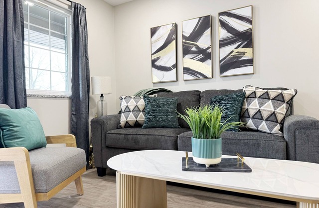 RiverStone Retreat E