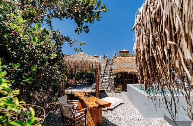 Rock Villas Complex - Private lux villa with pool & hot tub. Castle view