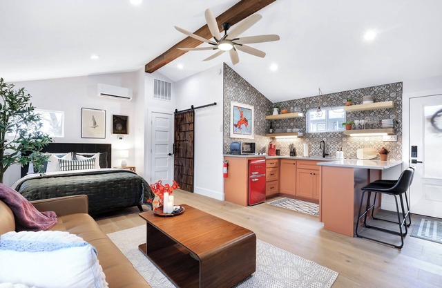 Romantic getaway in Fredericksburg, Tx