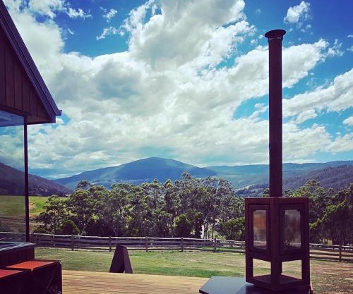Romantic Valley Cabin - Outdoor Bath
