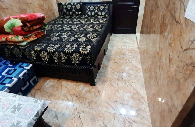 Room in Guest Room - Aggarwal Guest House In Cream Location 92,121,74700