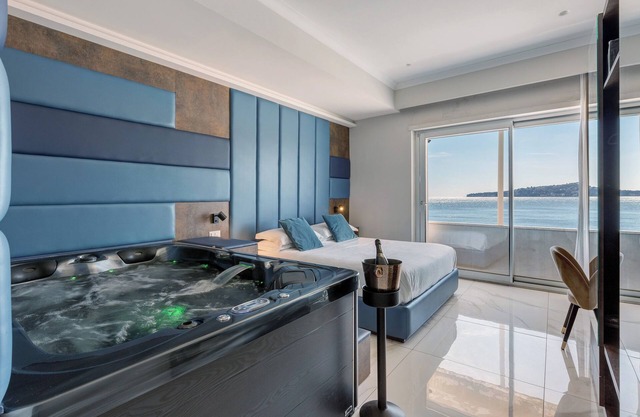 Habitación 'Junior Suite Vista Mare' con balcón, Wi-Fi y aire acondicionado
