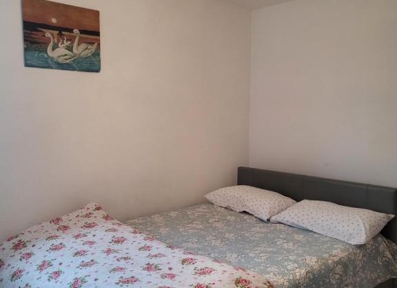 Room near Heathrow Airport