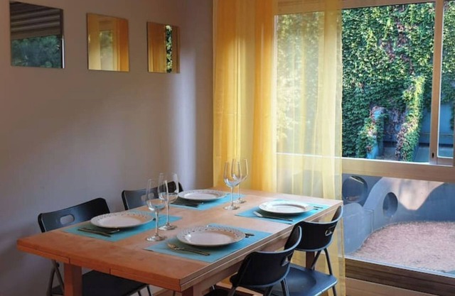 ¡Amplio, tranquilo y cómodo :) en el fácil París!