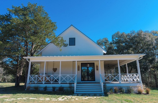 Roundtop show, Marburger Escape! 5 miles from downtown Roundtop!