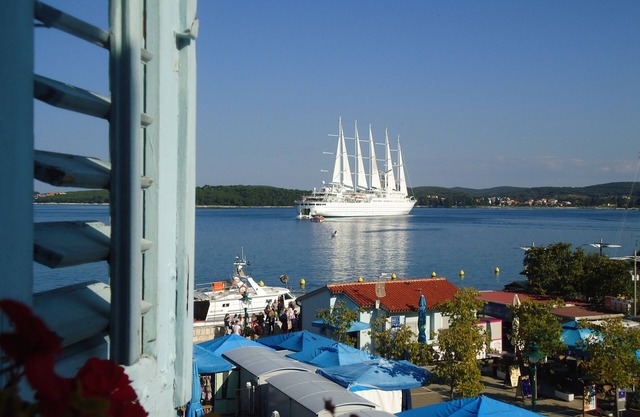 Rovinj Central Sea View Apartment Casa Bella, frente al mar, perfecto para largas estancias.