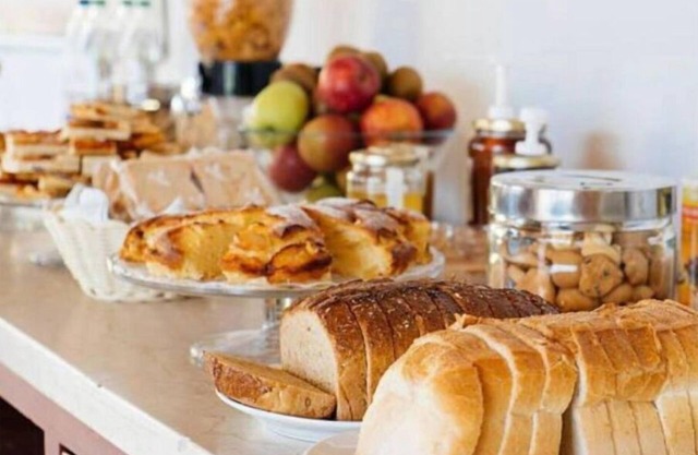 Royal 8 Wonderful Apart/Hotel With Pool