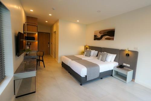 Royal Hills Golf Resort & Spa