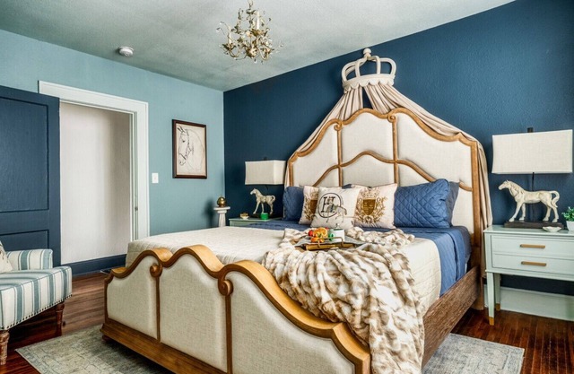 The Royal Treatment.