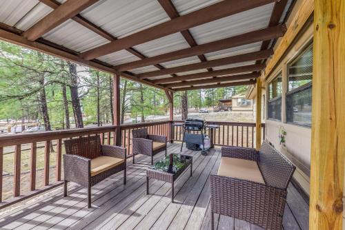 Ruidoso Vacation Rental Home 15 Mi to Ski Apache