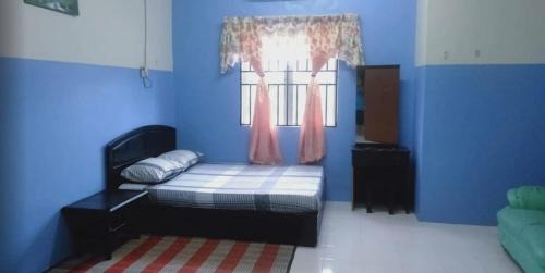 RUMAH TAMU WAFAA, Homestay Temerloh Near Hospital 'MUSLM ONLY' terrace house, 3 air conditioning, complete amenities