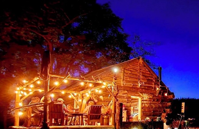 Rustic Cabin with Stunning Views and Walking Paths