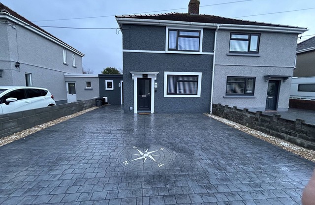 S?N Y MÔR, pet friendly, country holiday cottage in Burry Port