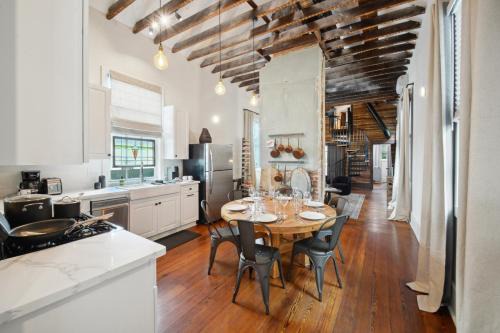 Saint Claude Stunner