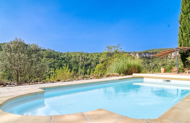Casa de vacaciones Salamnbo (CHB100) en Châteaudouble - 6 personas, 2 dormitorios