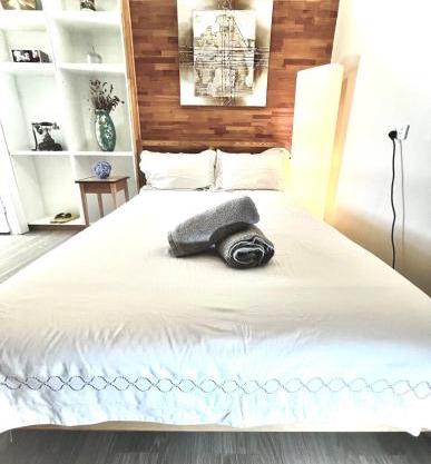 Salisbury Suburban Escape