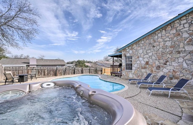 San Antonio Retreat with Fenced Pool, Near SeaWorld