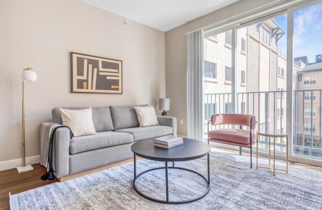 San Bruno 2BR w Pool Gym WD nr highways SFO-931