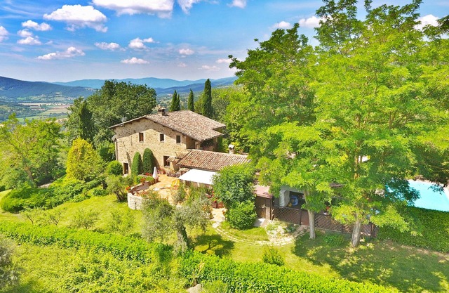 San Nicolò, casa privada y piscina. Wifi gratuito, impresionantes vistas del valle de Niccone.