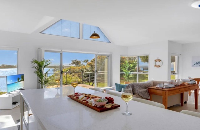 Sandy Cove — Stay 3 Pay 2