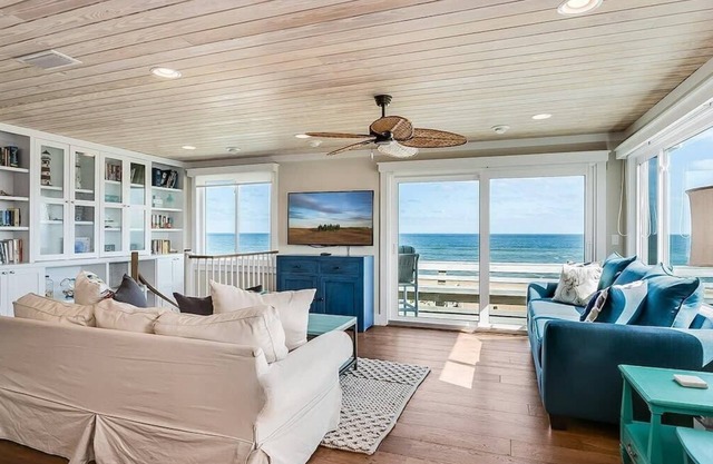 Sandy Dunes - Wren Beach Rentals by Portoro