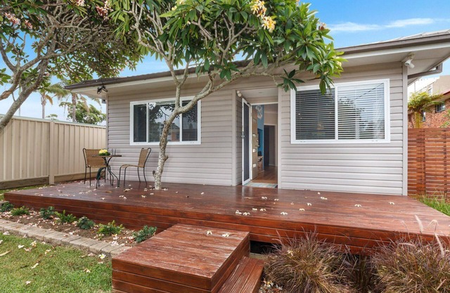 Sandy Toes - estaciona el auto y camina por todos lados!