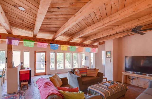 Santa Fe Adobe Vacation Rental w/ Mountain Views!
