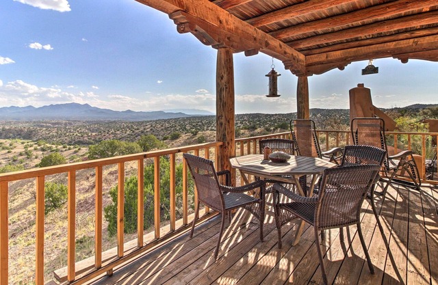 Santa Fe Retreat w/ Majestic Mountain Views!