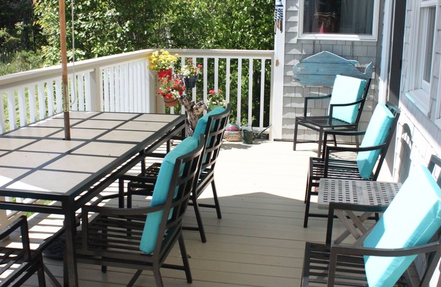 Sea Breezes es una elegante casa frente al mar cerca del Parque Nacional Acadia