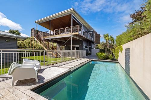 Seabreeze Escape, Coastal Stay