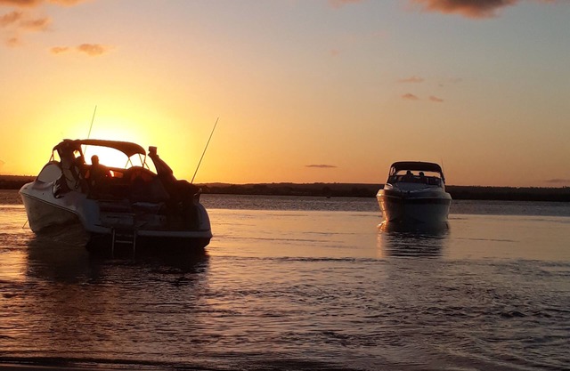 Junto al mar, seguridad 24 horas, confort y calidad para 20 personas, con quiosco