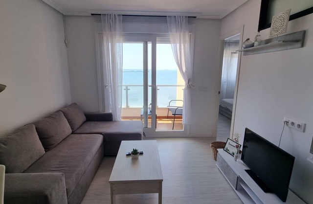 Apartment - Sleeps 6 - Pet Friendly - Seaside