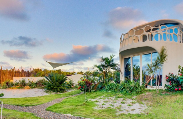 Increíble, nueva suite de lujo frente al mar con piscina compartida, acceso a la playa
