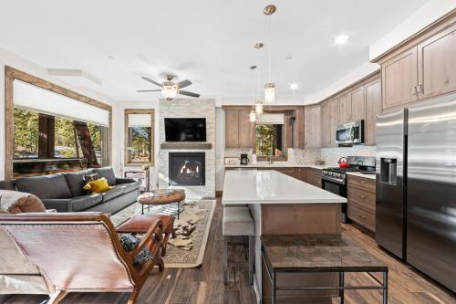 Seasons at Keystone 1886 by Summit County Mountain Retreats