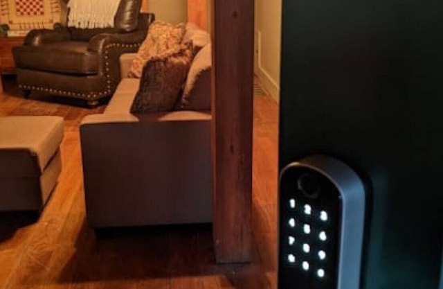 Secluded and Rustic Southern Indiana Cabin!