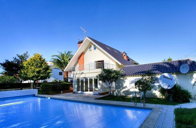 Secluded detached home