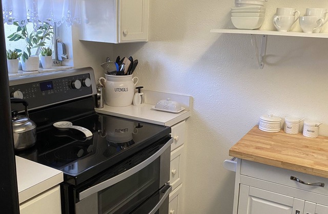 Secluded Waterfront Condo with private dock