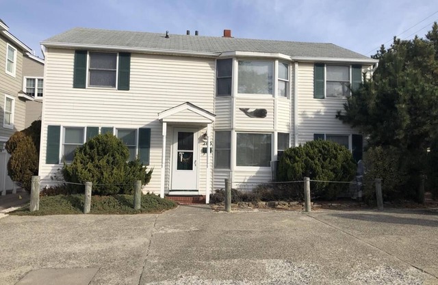 Second Floor Condo Just Steps to the Beach!