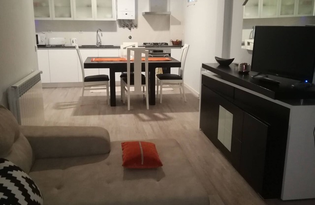 ¡Mira el mar! 1 apartamento de un dormitorio cinco minutos de Río Mondego Marina