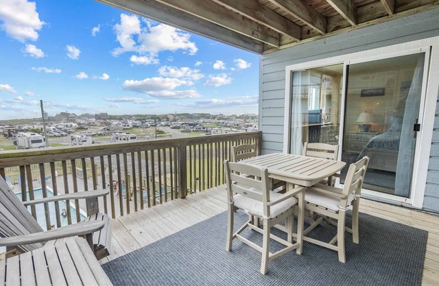 Semi-Oceanfront Condo w/ Private Balcony, Resort Pool, Elevator, Beach Boardwalk