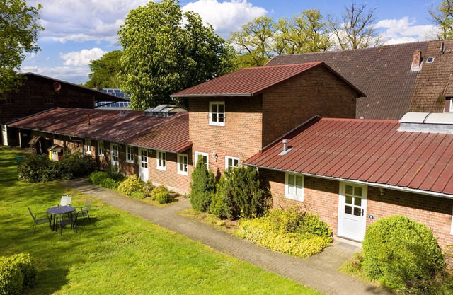 Separate bright vacation apartment Wacholder on a former farm