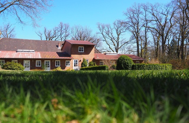 Separate bright vacation apartment Ginster on a former farm