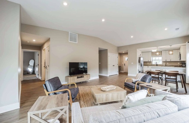 Serene 2-Bedroom Condo in Traverse City